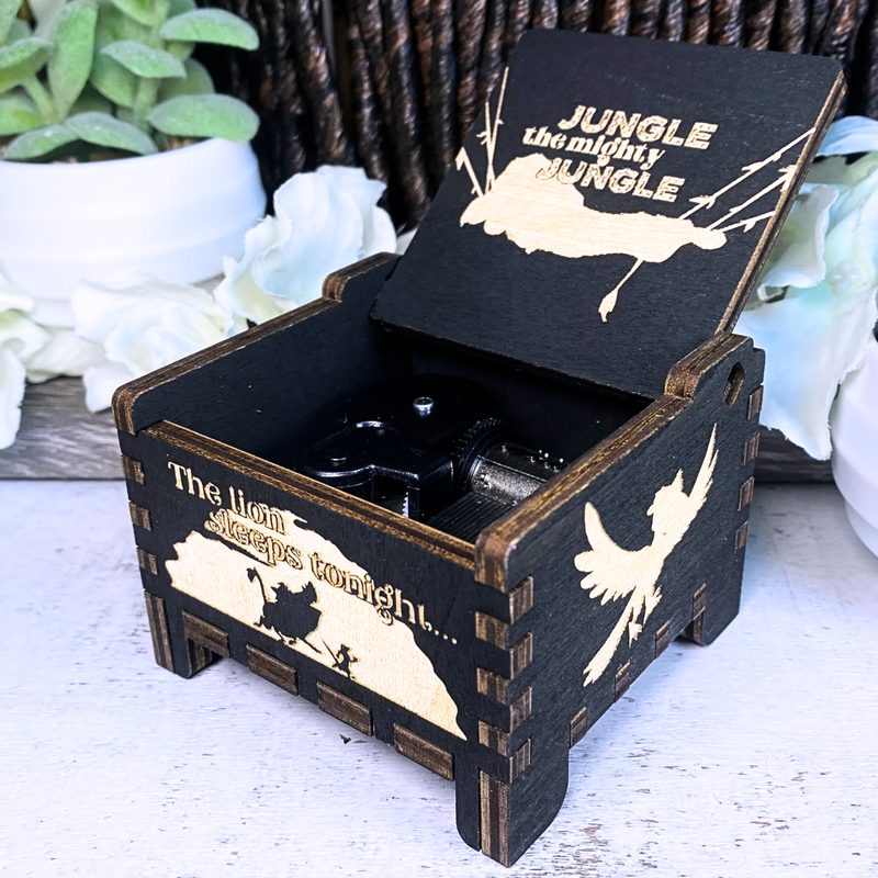 Load image into Gallery viewer, The Lion King &quot;The Lion Sleeps Tonight&quot; Wind-Up Automatic Music Box
