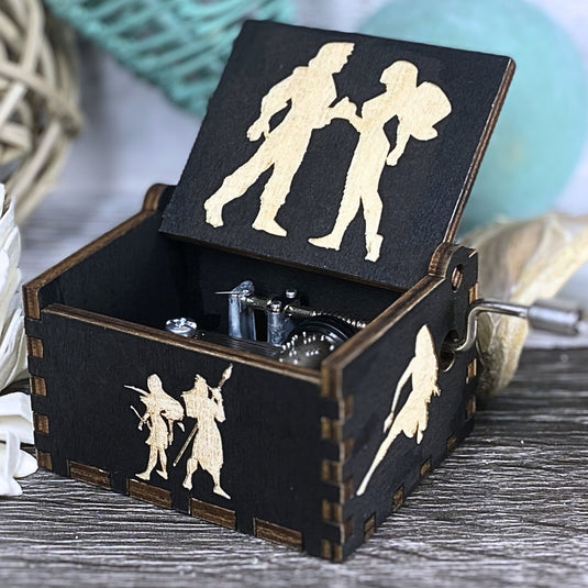 POCAHONTAS Music Box Manual Crank Wood Engrave Colors of the Wind Handmade Unique Keepsake Gift Idea Birthday Wedding Anniversary Engagement