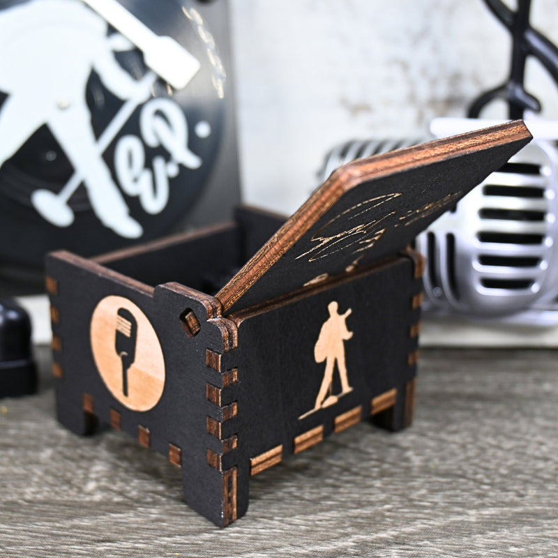 Load image into Gallery viewer, I Can&#39;t Help Falling In Love With You Music Box | Elvis Presley Handmade Wooden Automatic Wind-Up | Wedding Vows Engagement Gift Christmas
