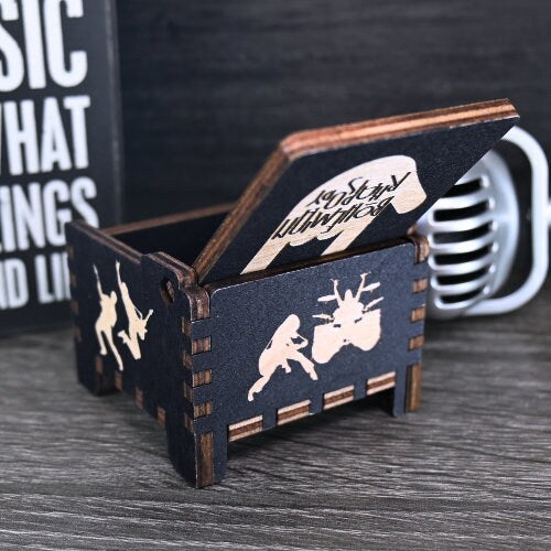 Queen Music Box Bohemian Rhapsody Wind-Up Automatic Wood Rock Bands Mother Father's Day Gift Handmade Unique Keepsake Birthday Anniversary