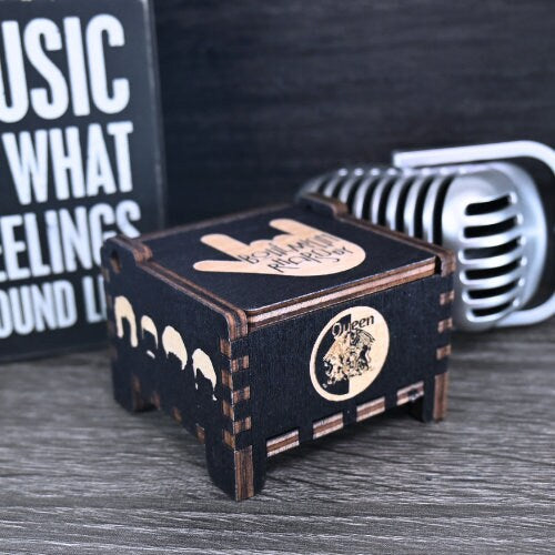 Queen Music Box Bohemian Rhapsody Wind-Up Automatic Wood Rock Bands Mother Father's Day Gift Handmade Unique Keepsake Birthday Anniversary